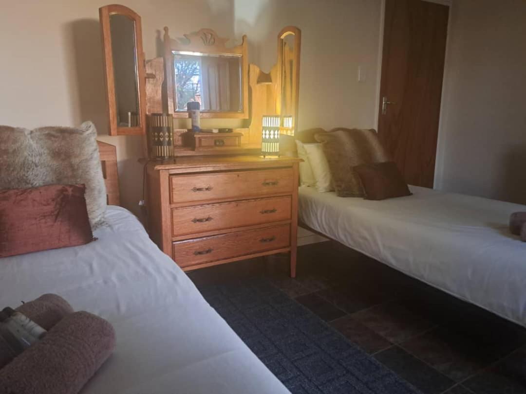 Koha Guesthouse Mariental Eksteriør billede
