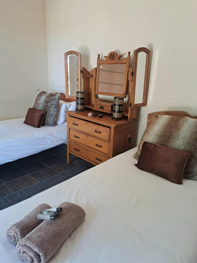 Koha Guesthouse Mariental Eksteriør billede