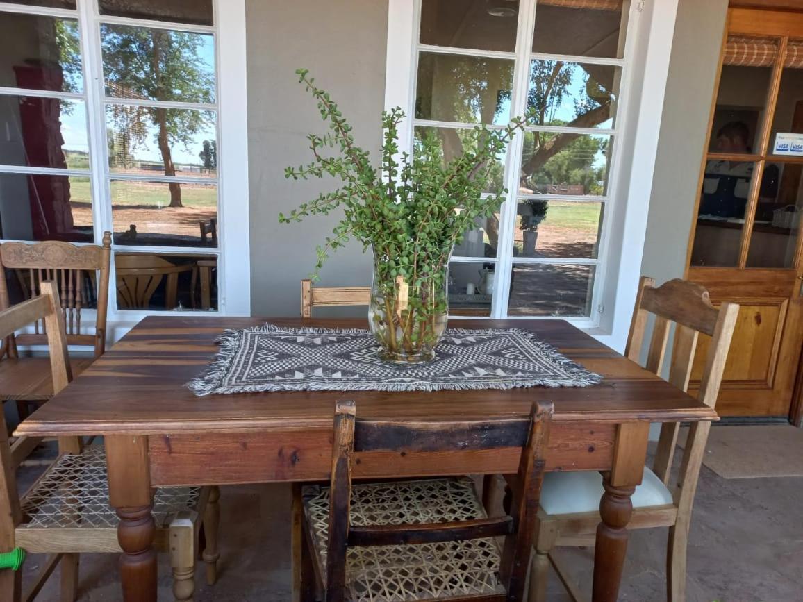 Koha Guesthouse Mariental Eksteriør billede